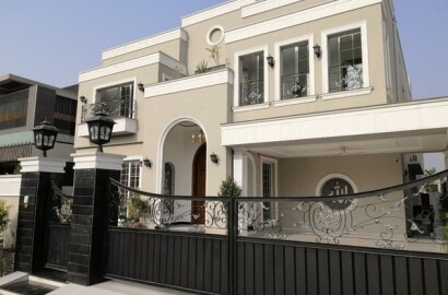 1 Kanal Middle Eastern B/N House for Sale phase 6 DHA Lahore