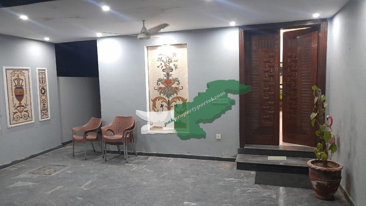 10 Marla  House Fo Sale  Bahria Town Lahore