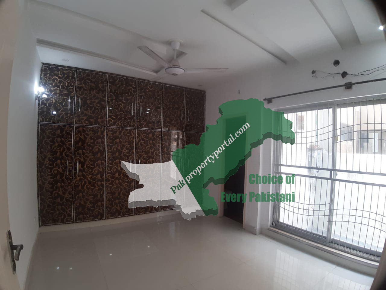 7 Marla Lower Portion Available For Rent in bahria Town, CC block , Sector D Lahore