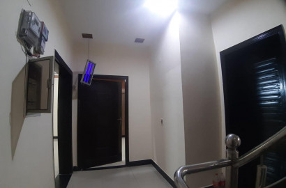 10Marla Lavish Upper Portion Available For Rent in  bahria Town, Tulip Block, Sector C Lahore