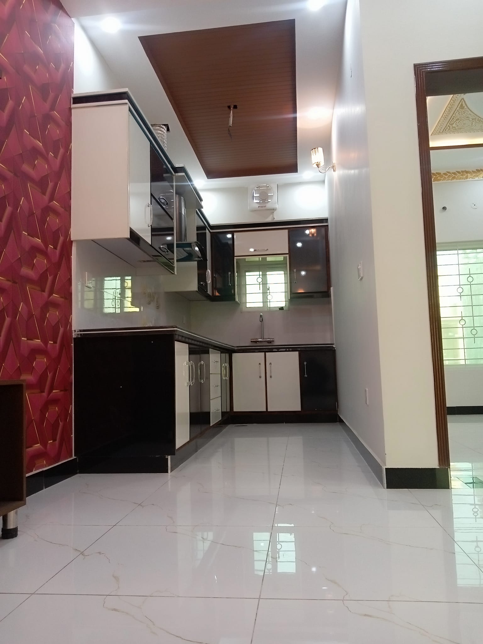 5 Marla Spanish design corner house available for sale in park view city Lahore