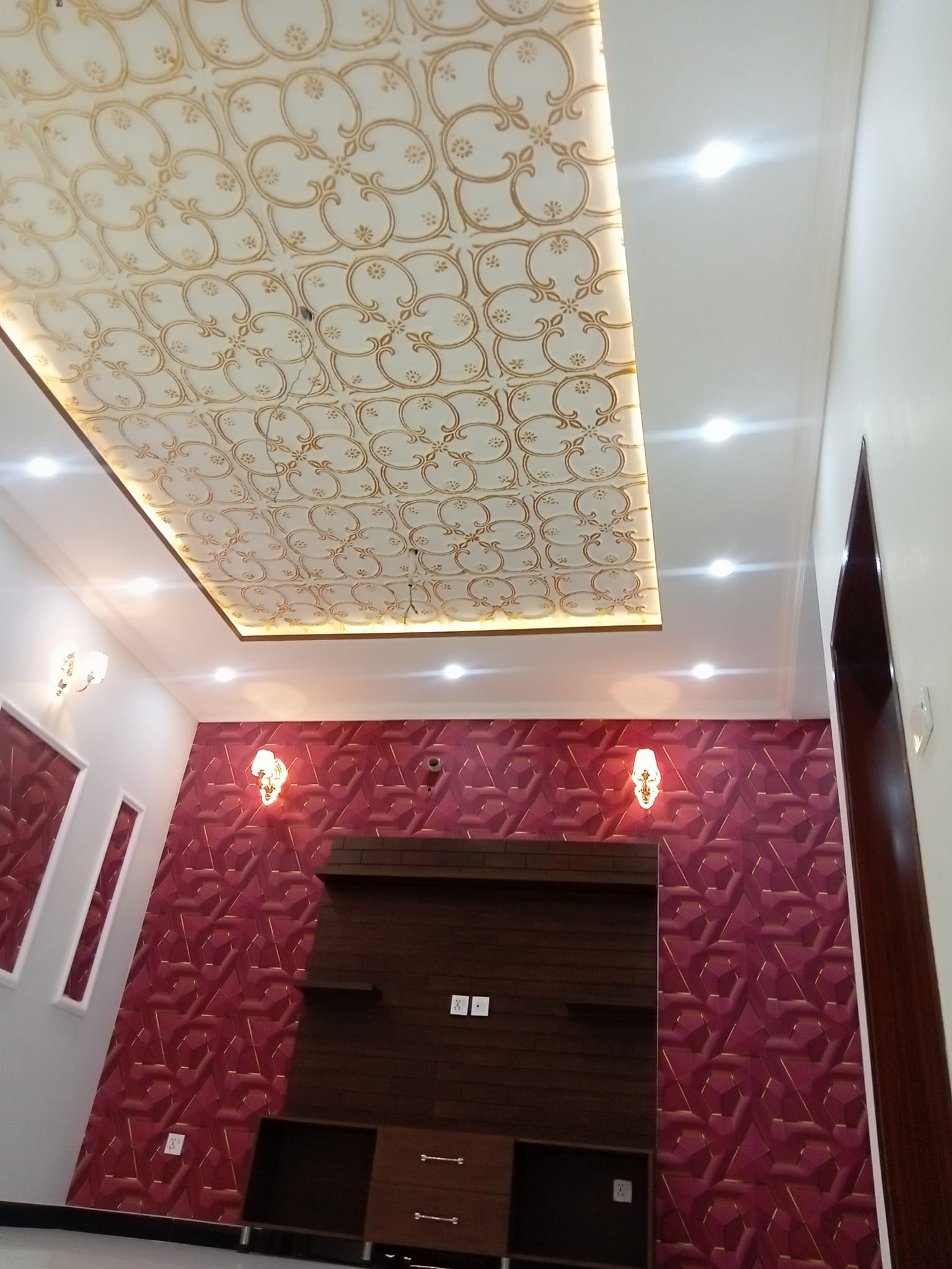 5 Marla Spanish design corner house available for sale in park view city Lahore