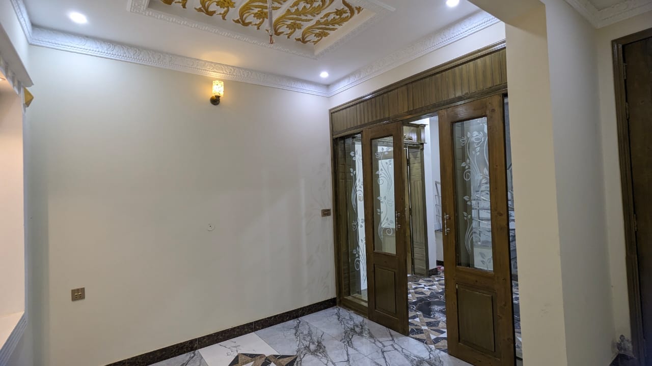 10 Marla lower portion house for rent in Royal Orchard Multan