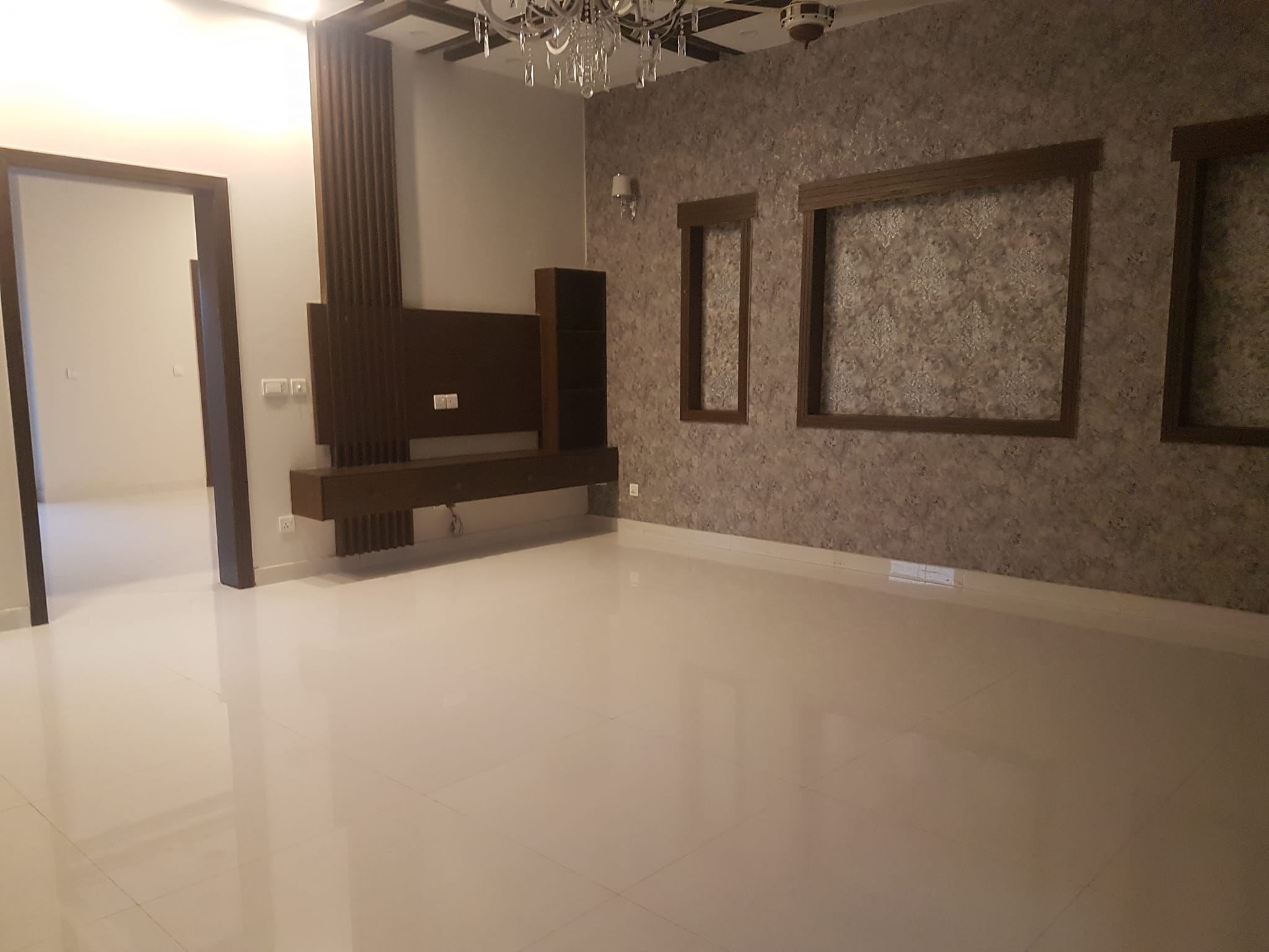 10 marla brand new house for sale in Lahore bahria town Sectors C