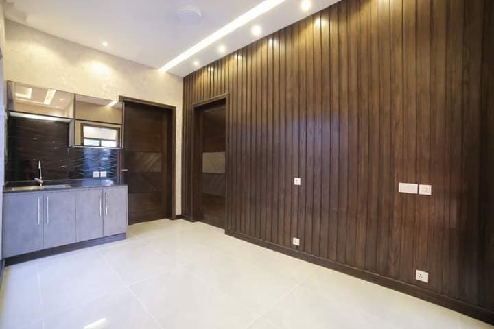 10 Marla Modern House for sale in DHA Lahore