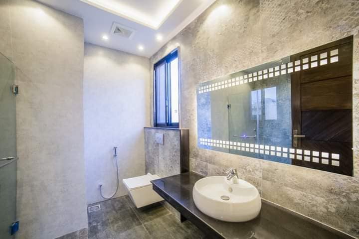 10 Marla Modern House for sale in DHA Lahore