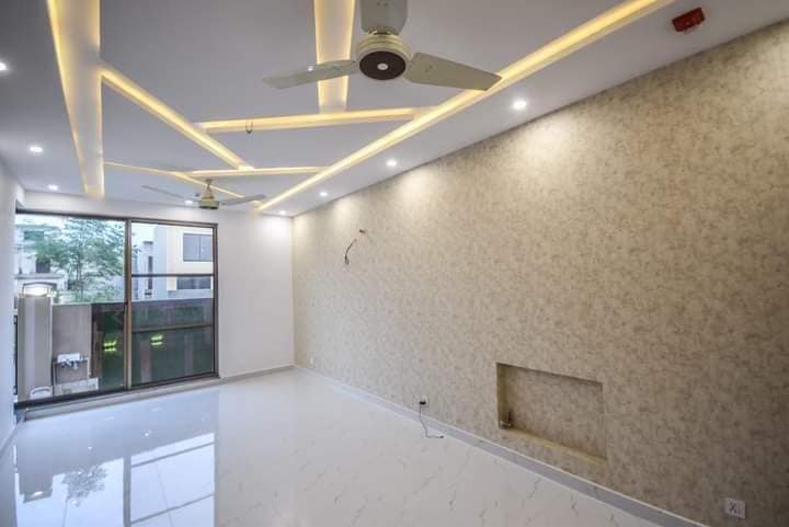 5 Marla brand new house for ale in DHA Lahore