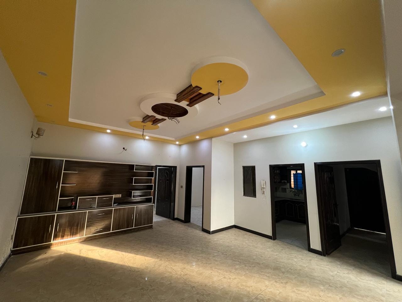 10 Marla Used House Available For Sale in A Block Central Park Housing Scheme Lahore