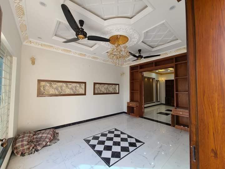 10 Marla Beautiful Spanish Design Facing Park Brand New House Available For Sale in Central Park Housing Scheme Lahore