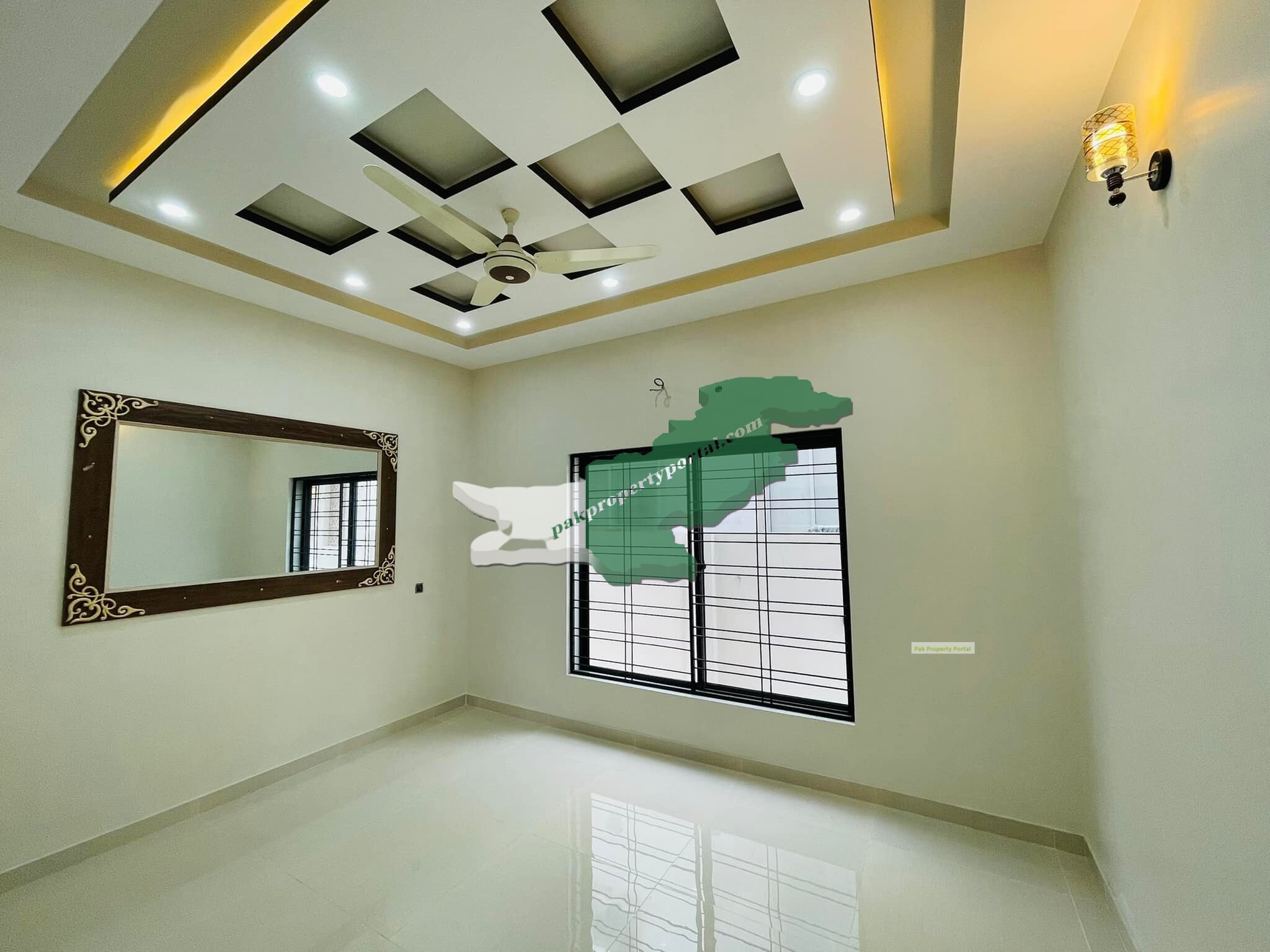 Brand New 10 Marla House located Phase 2, Citi Housing Society Gujranwala.