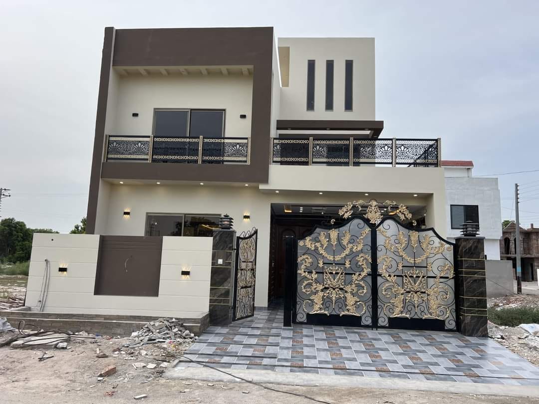 7.5 Marla Brand New House For Sale In Buch Executive Villas Multan