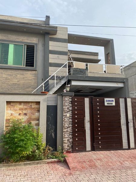 5 Marla upper portion available for rent in Shalimar street no 15 Lahore