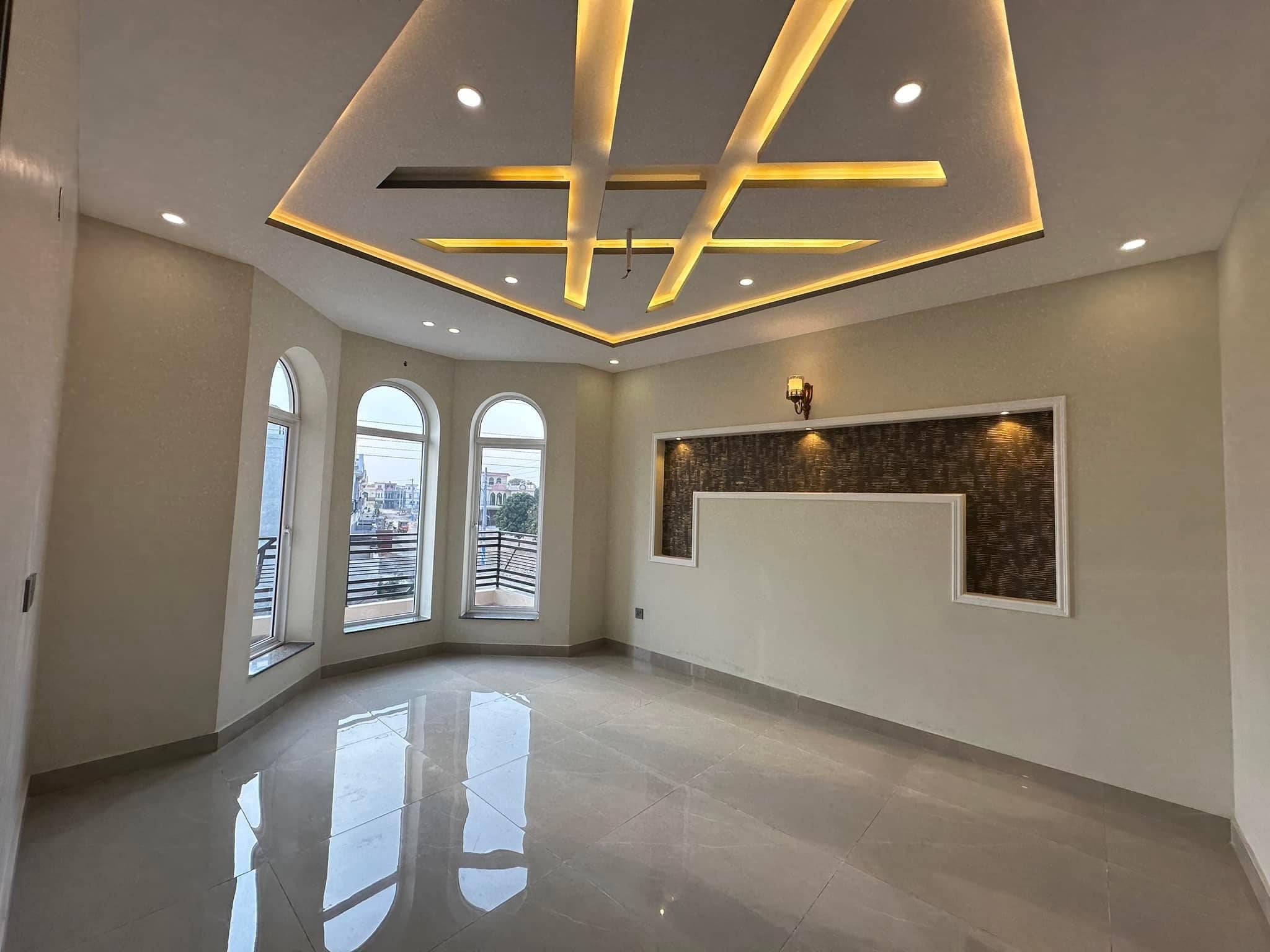 8.5 Marla Ultra Luxurious Designer House For Sale In Buch Villas Phase 1 Multan