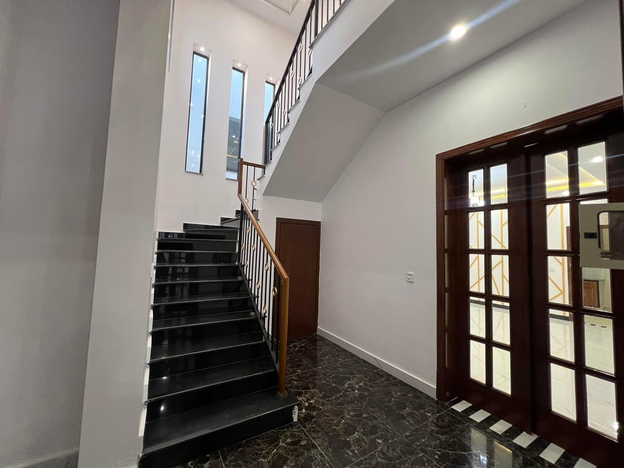 8.5 Marla Ultra Luxurious Designer House For Sale In Buch Villas Phase 1 Multan