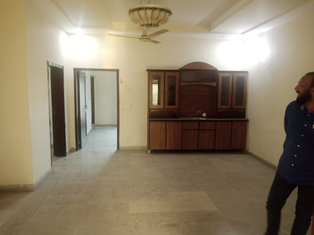 10 Marla Like A New Use House For Sale In Sector C Bahria Town Lahore
